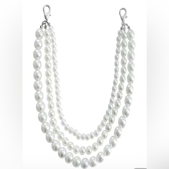 Silver and Pearl Shoe Charm Set with Quilted Floral Pouch - Picture 6 of 10